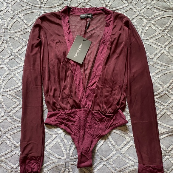 PrettyLittleThing Wine Mesh Plunge Thong Bodysuit - Picture 6 of 10